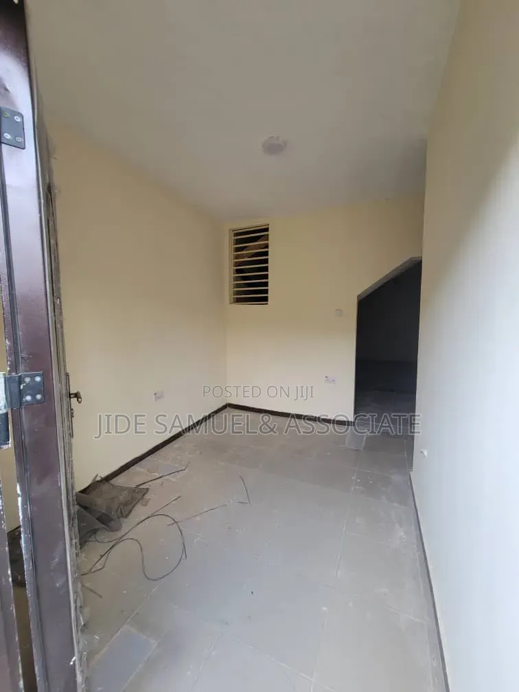 Furnished 2bdrm Duplex in Ayobo for rent