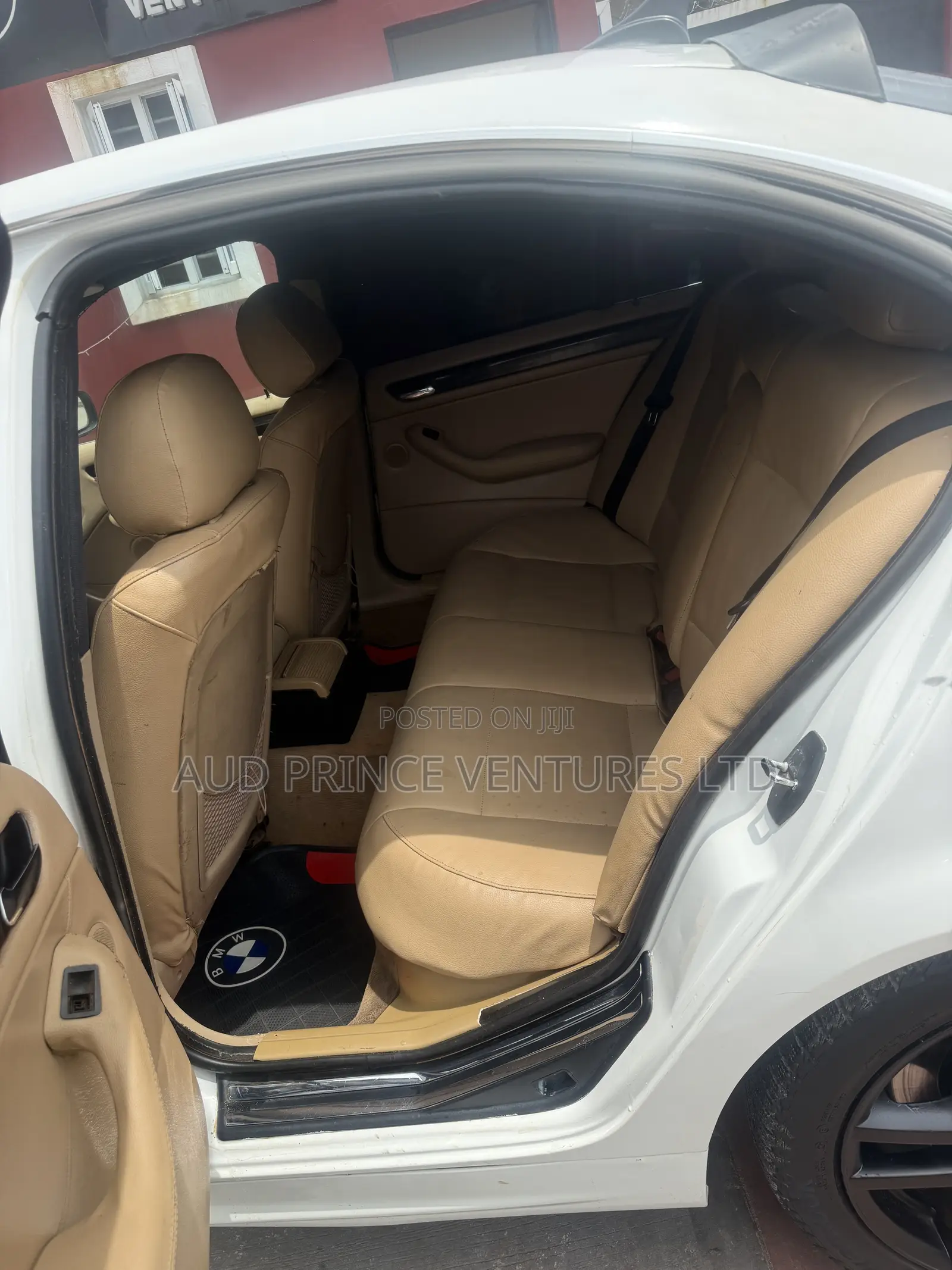 BMW 330i 2005 White