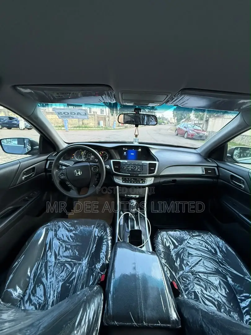 Honda Accord LX 4dr Sedan (2.4L 4cyl 6M) 2015 Gray