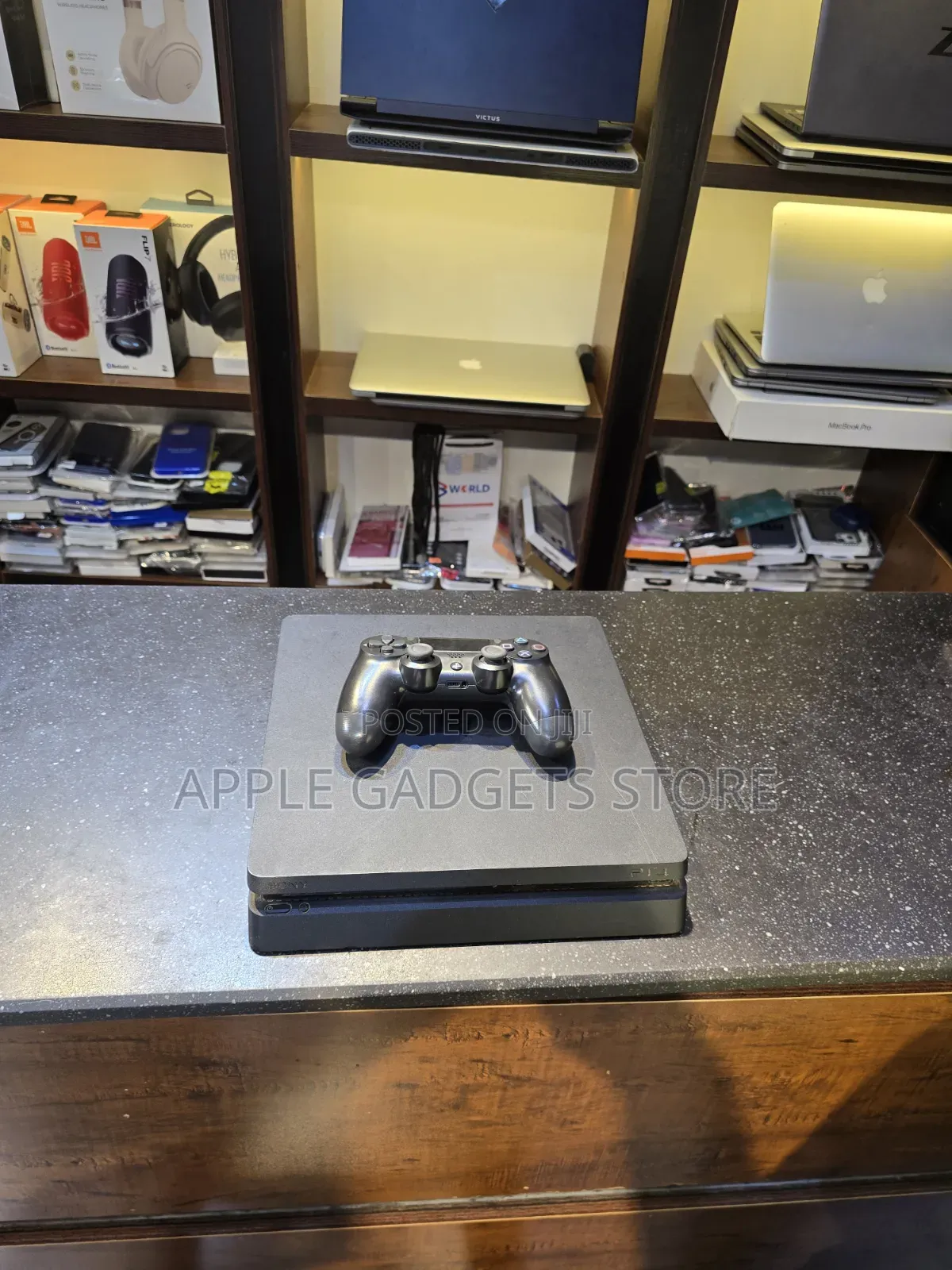 PS4 SLIM Hacked With 7 Games