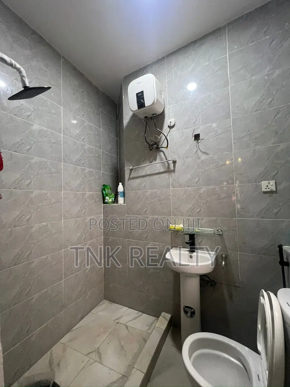 Furnished 1bdrm Apartment in Mabushi for rent