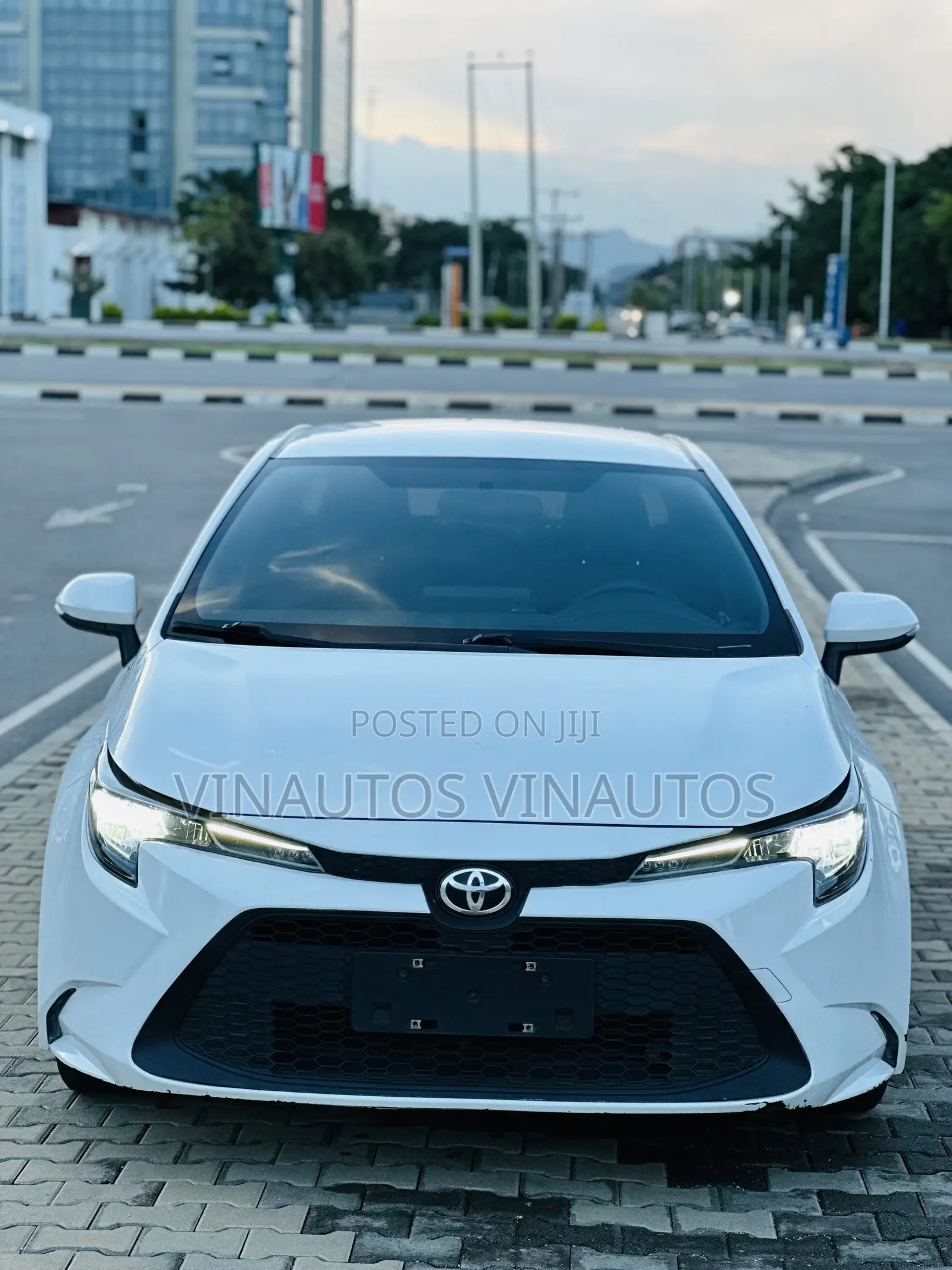 Toyota Corolla 2021 White