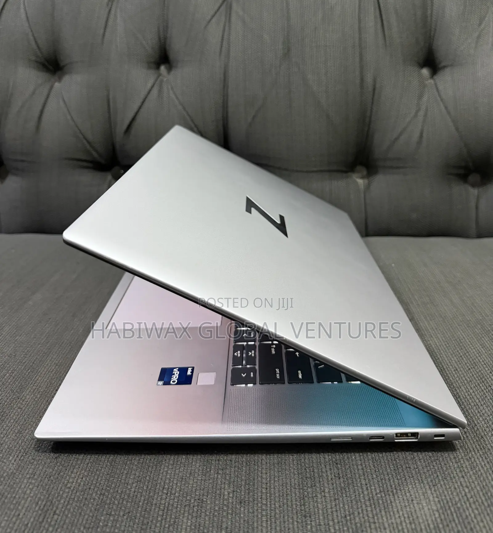 Laptop HP ZBook 16 Studio G10 16GB Intel Core i7 SSD 512GB