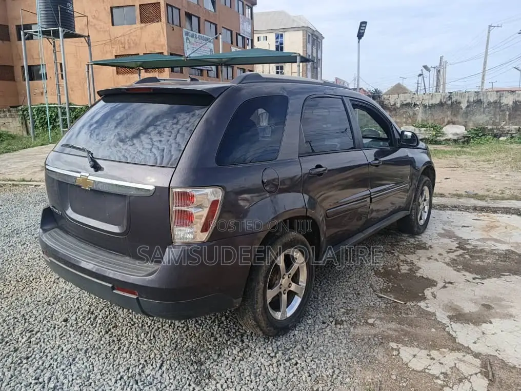 Chevrolet Equinox 2010 Brown