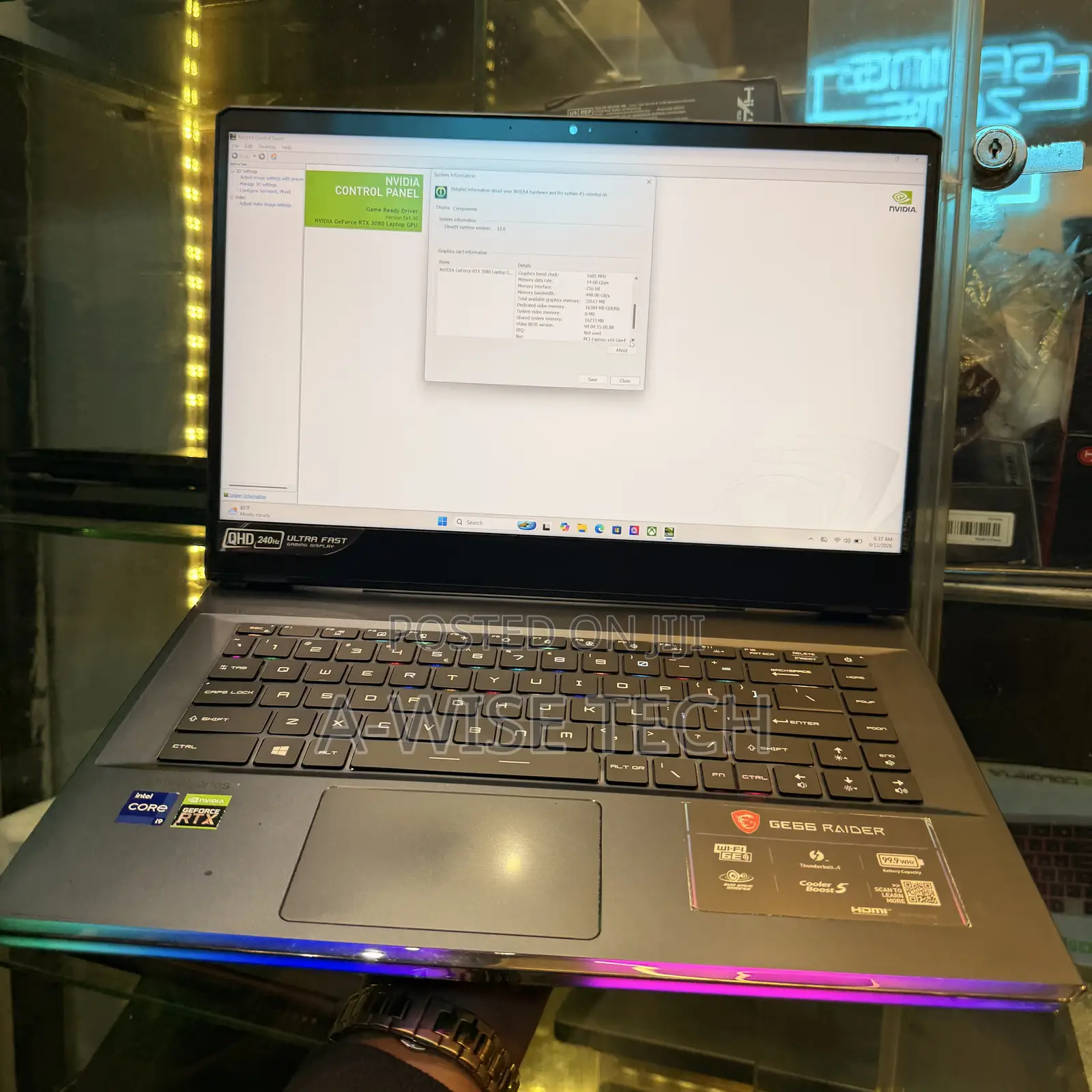 Laptop MSI GE66 Raider 32GB Intel Core i9 SSD 1T