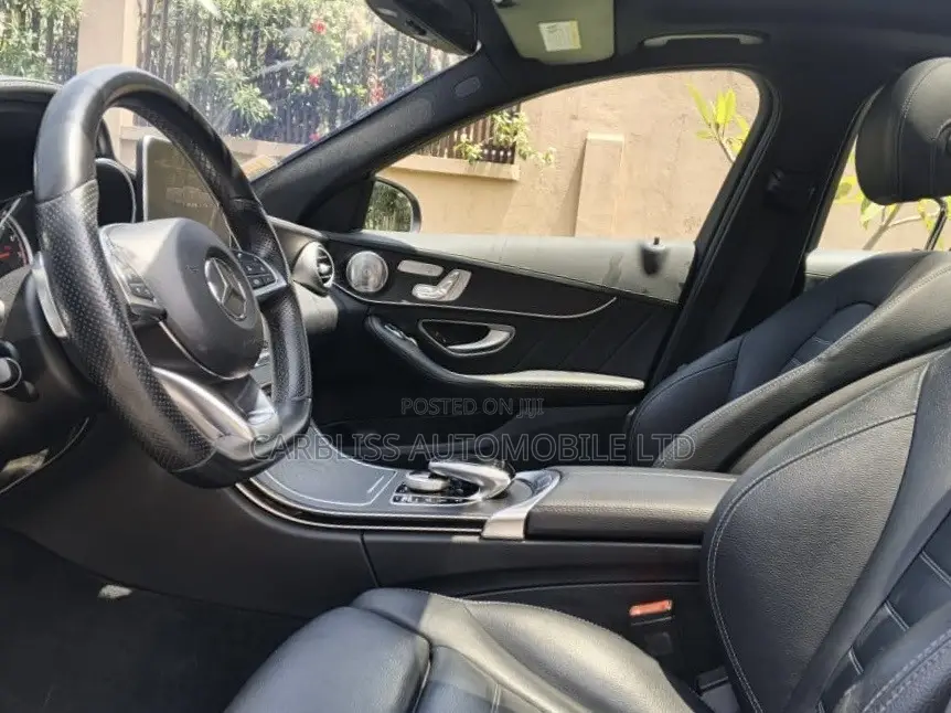 Mercedes-Benz C43 4Matic Sedan AWD (3.0L V6 9AM) 2018 Purple