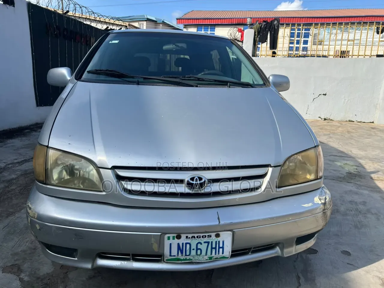 Toyota Sienna 2002 Silver