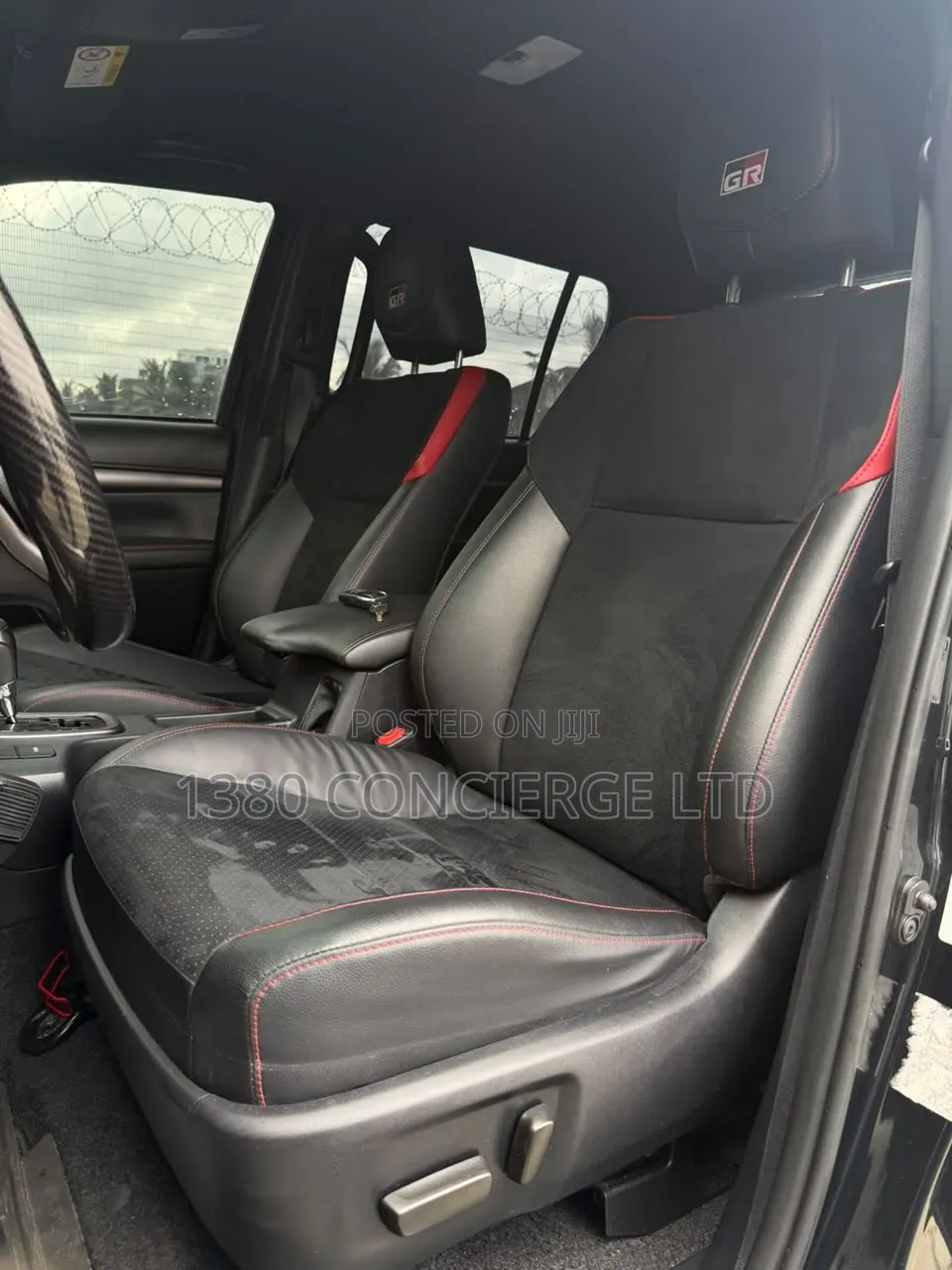 Toyota Hilux 2023 Black