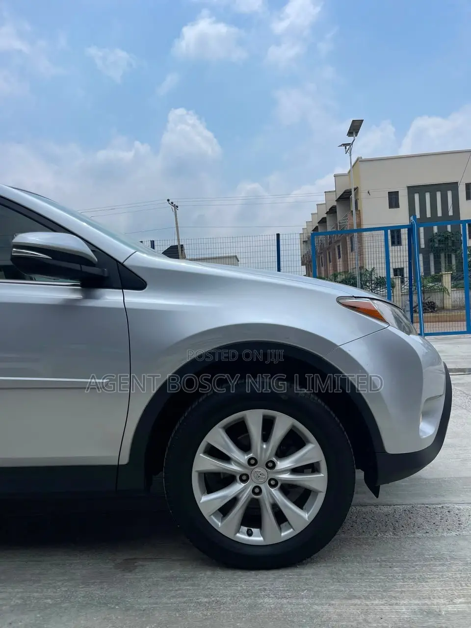 Toyota RAV4 Limited 4dr SUV AWD (2.5L 4cyl 6A) 2015 Silver