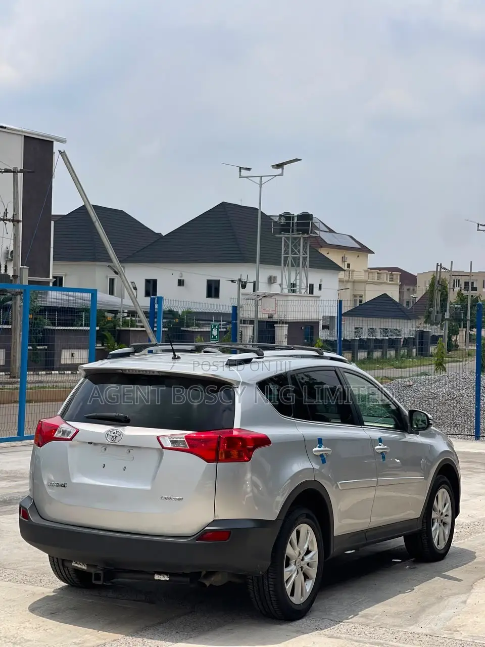 Toyota RAV4 Limited 4dr SUV AWD (2.5L 4cyl 6A) 2015 Silver