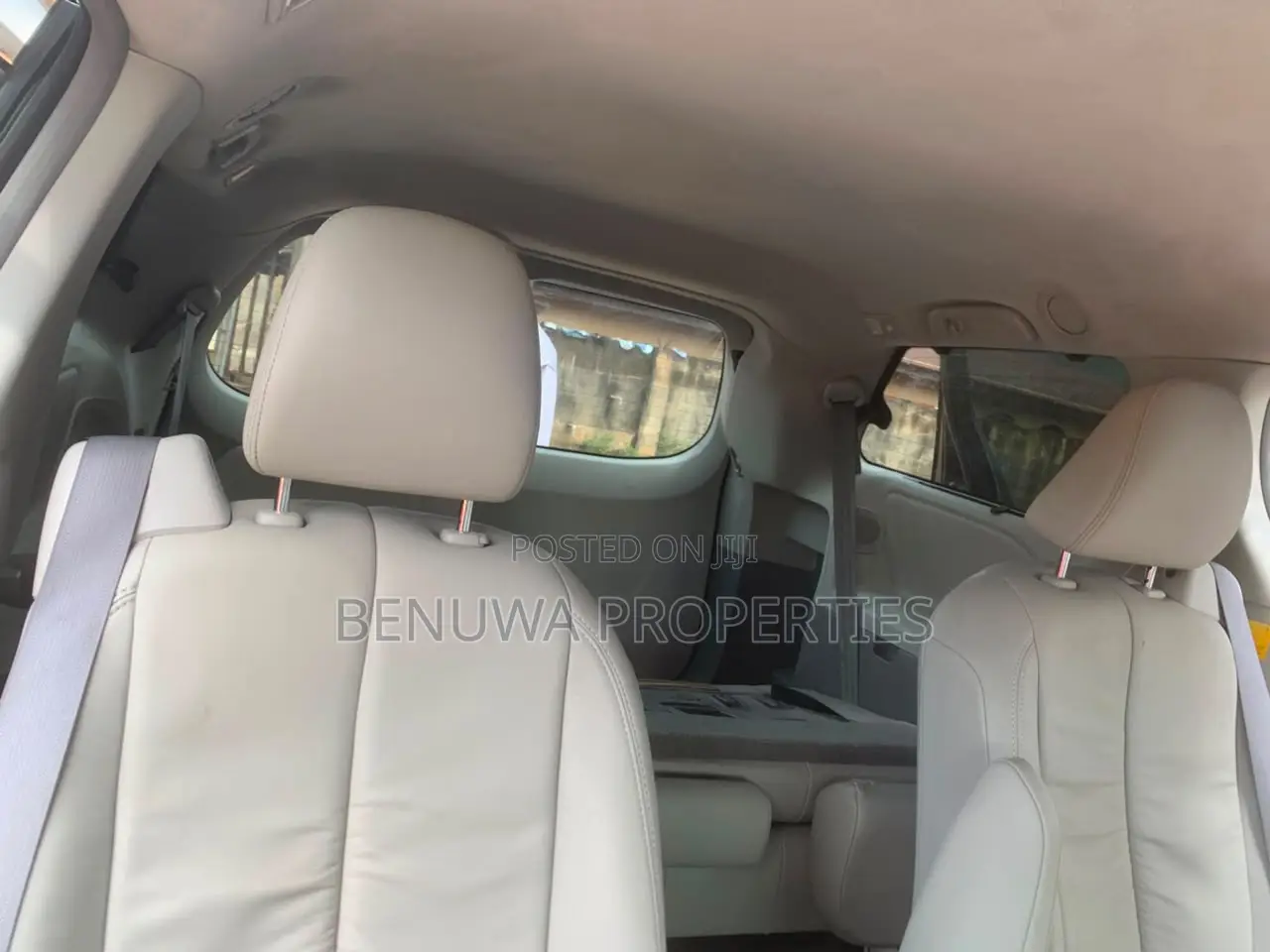 Toyota Sienna XLE 8 Passenger 2011 Black