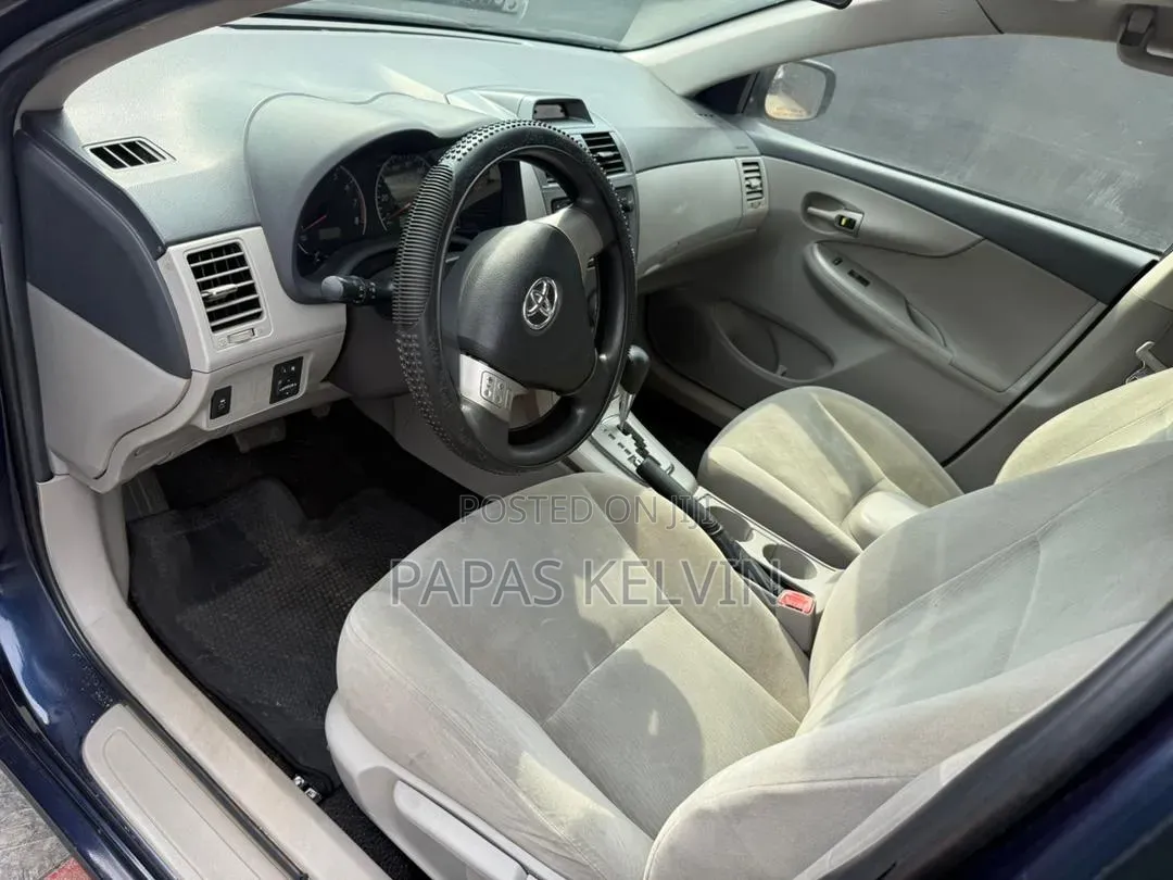 Toyota Corolla 2013 Blue