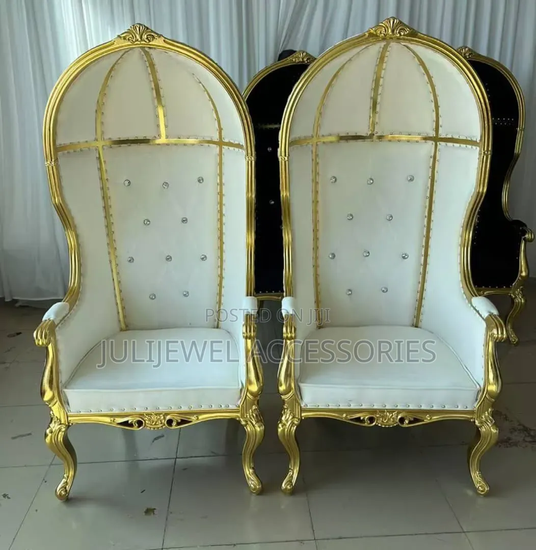 White/Gold Single Royal Chair