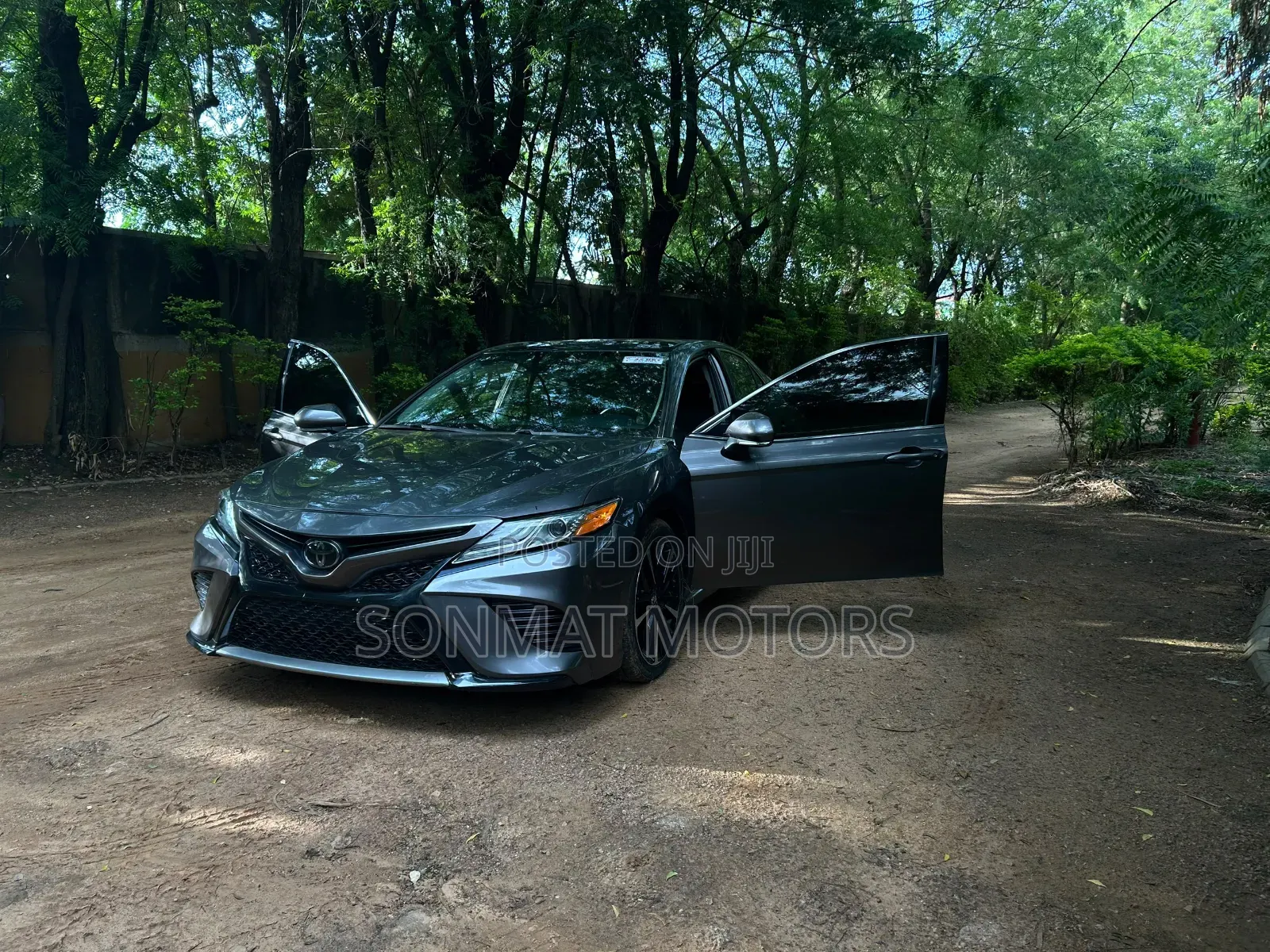 Toyota Camry XSE (2.5L 4cyl 8A) 2019 Gray