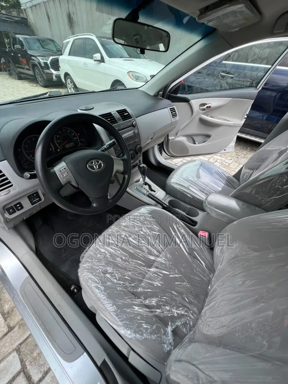 Toyota Corolla 2011 Silver