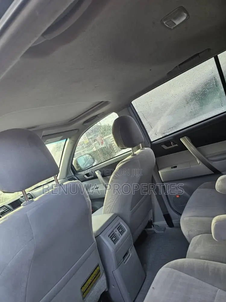 Toyota Highlander 2009 Gray