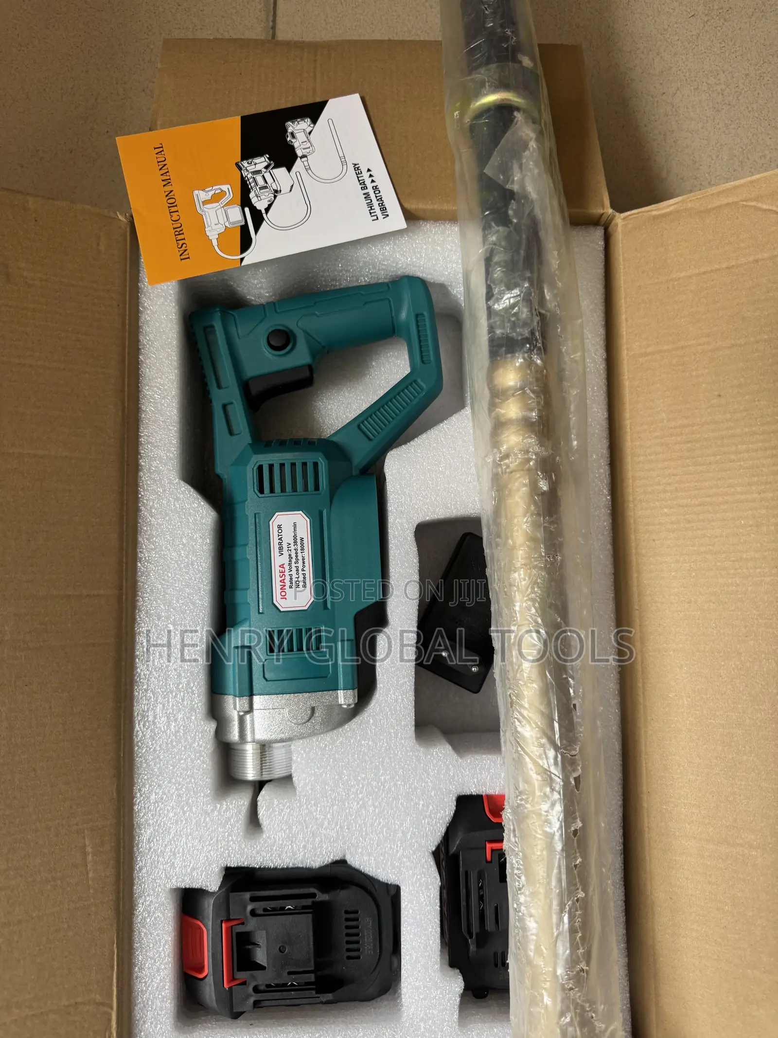 Makita Cordless Concrete Vibrator – Heavy Duty Construction Equipment