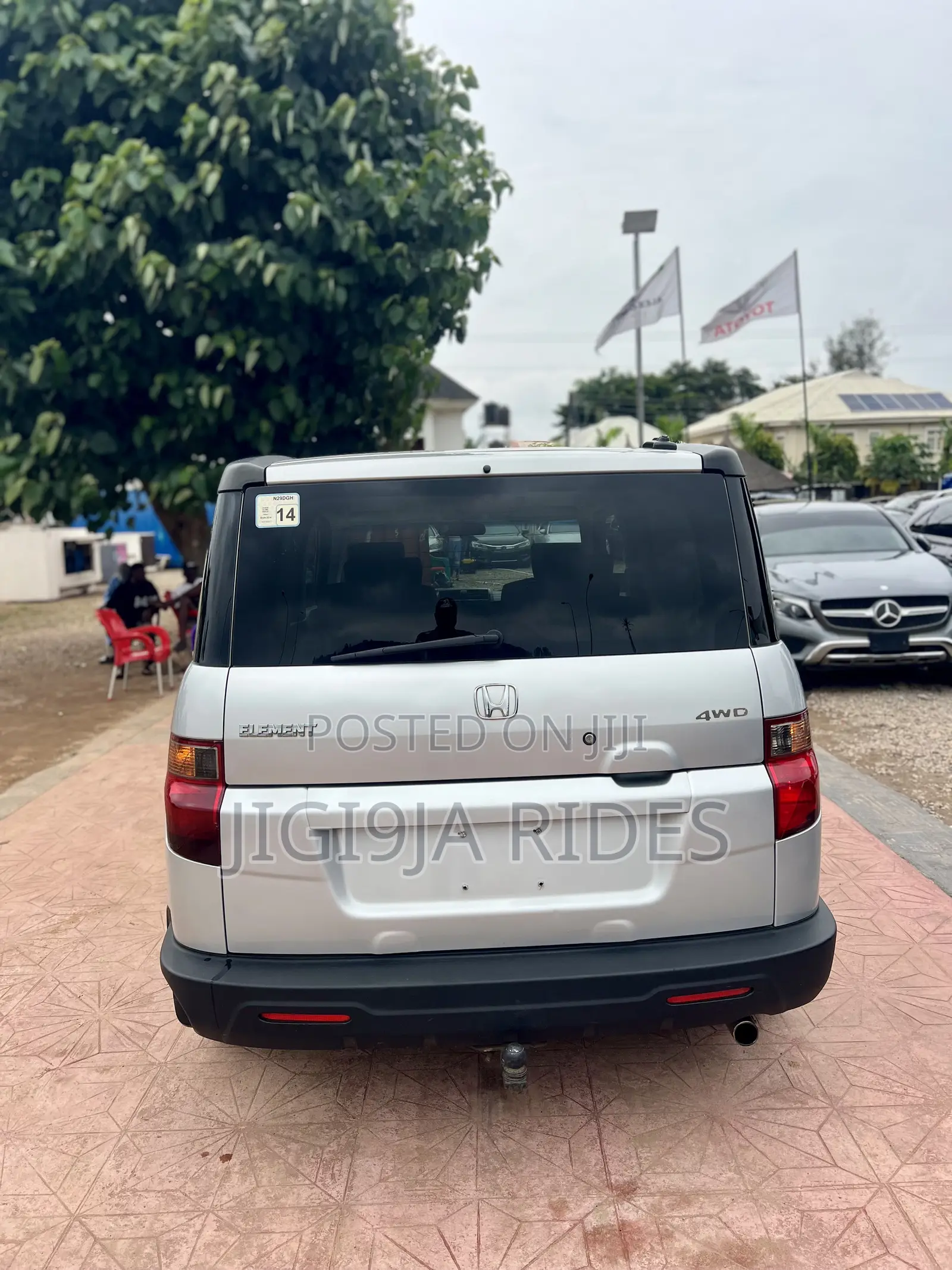 Honda Element 2010 Silver