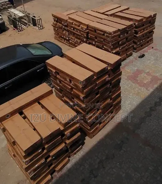 12eyes Wakatek Solar Street Lights