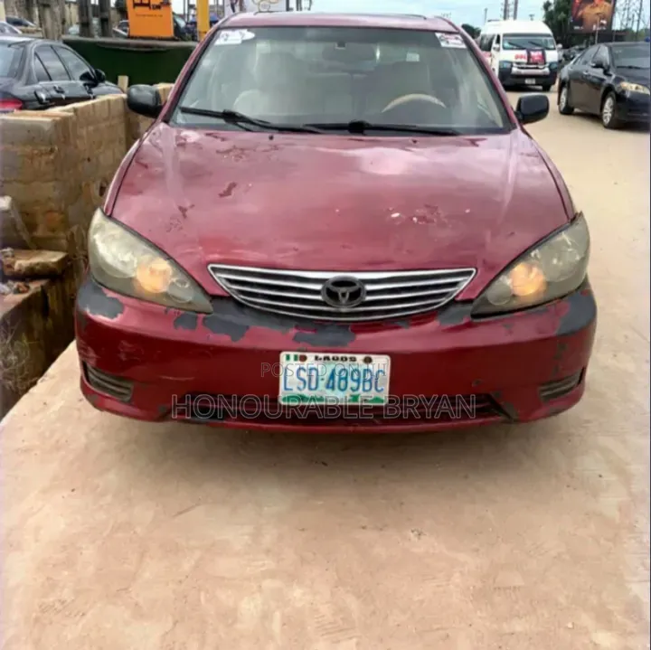 Toyota Camry SE 4dr Sedan (2.4L 4cyl 4A) 2004 Red