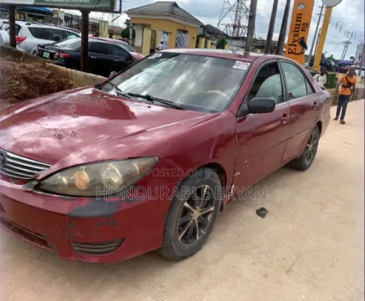 Toyota Camry SE 4dr Sedan (2.4L 4cyl 4A) 2004 Red