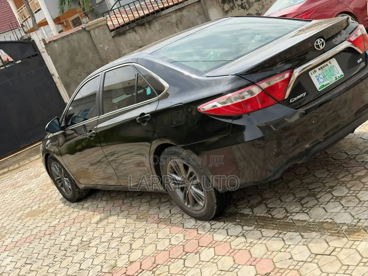 Toyota Camry 2016 Black