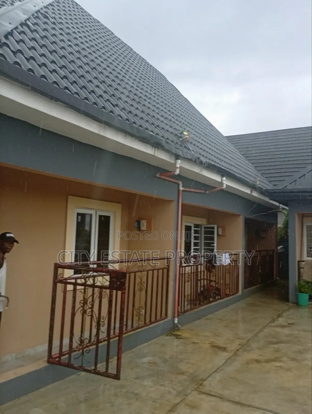 Studio Apartment in Unity Estate, Eneka for rent
