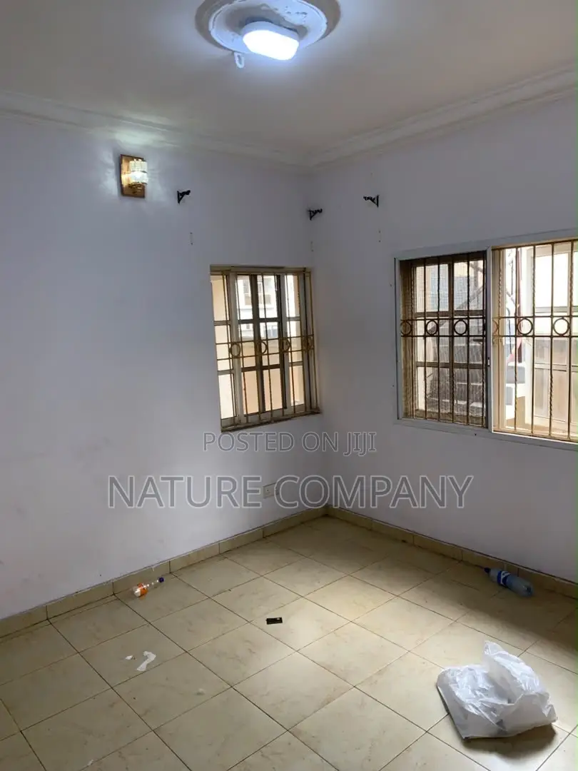 3bdrm Block of Flats in Omole Phase 2 for rent