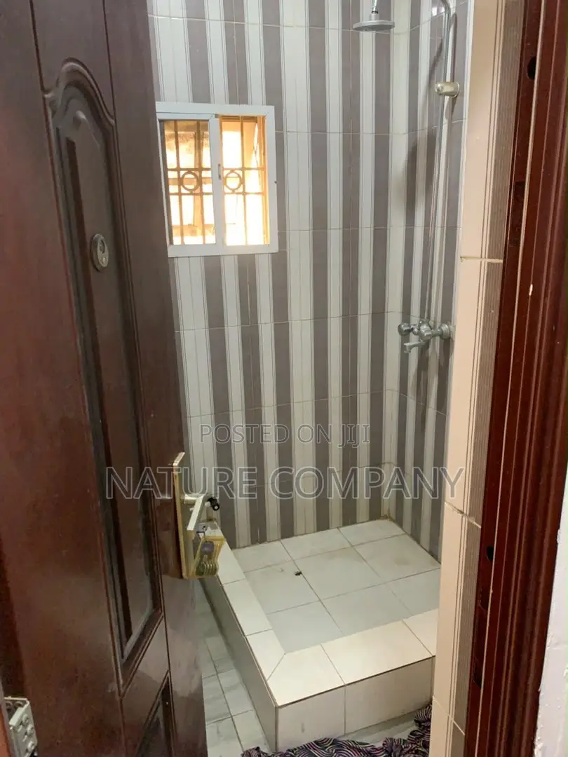 3bdrm Block of Flats in Omole Phase 2 for rent