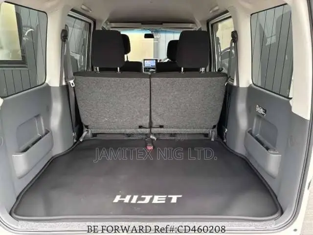 Daihatsu Hijet 2010 White