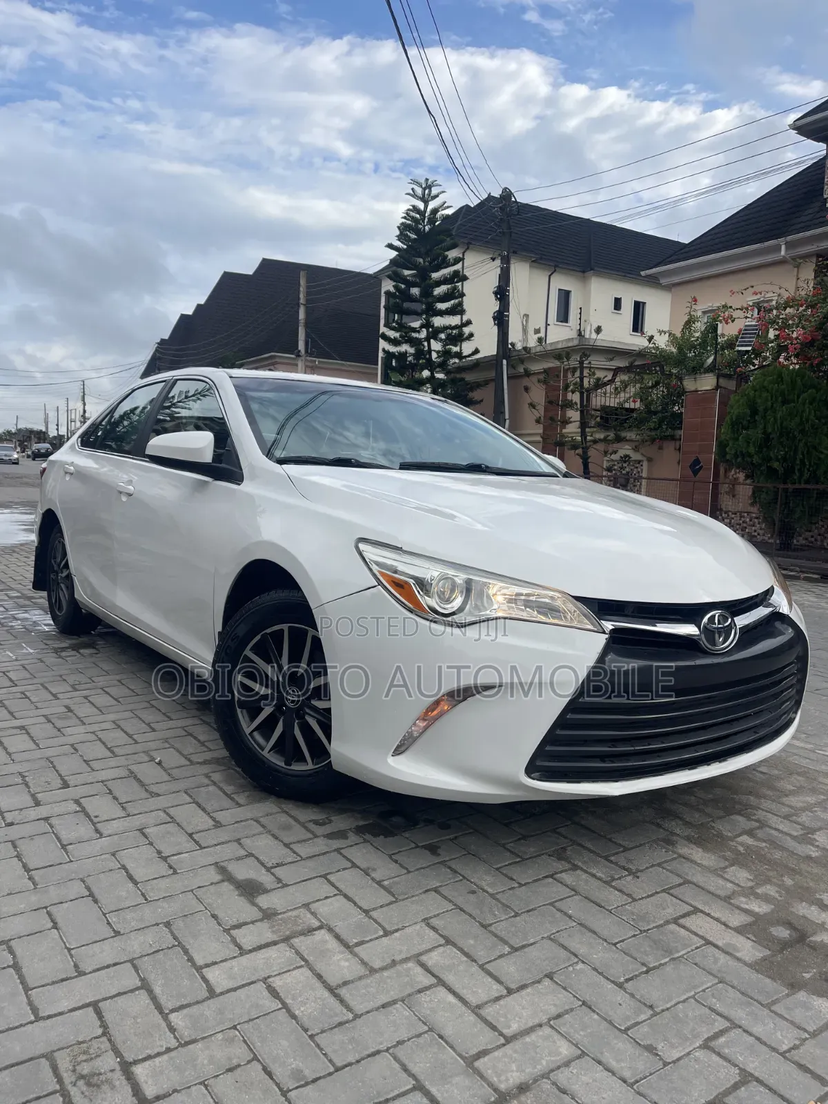 Toyota Camry 2017 White