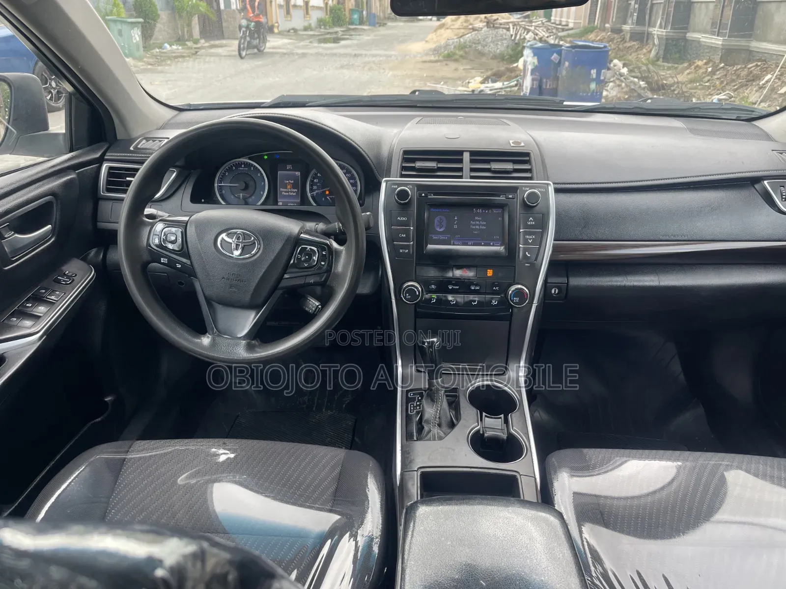 Toyota Camry 2017 White