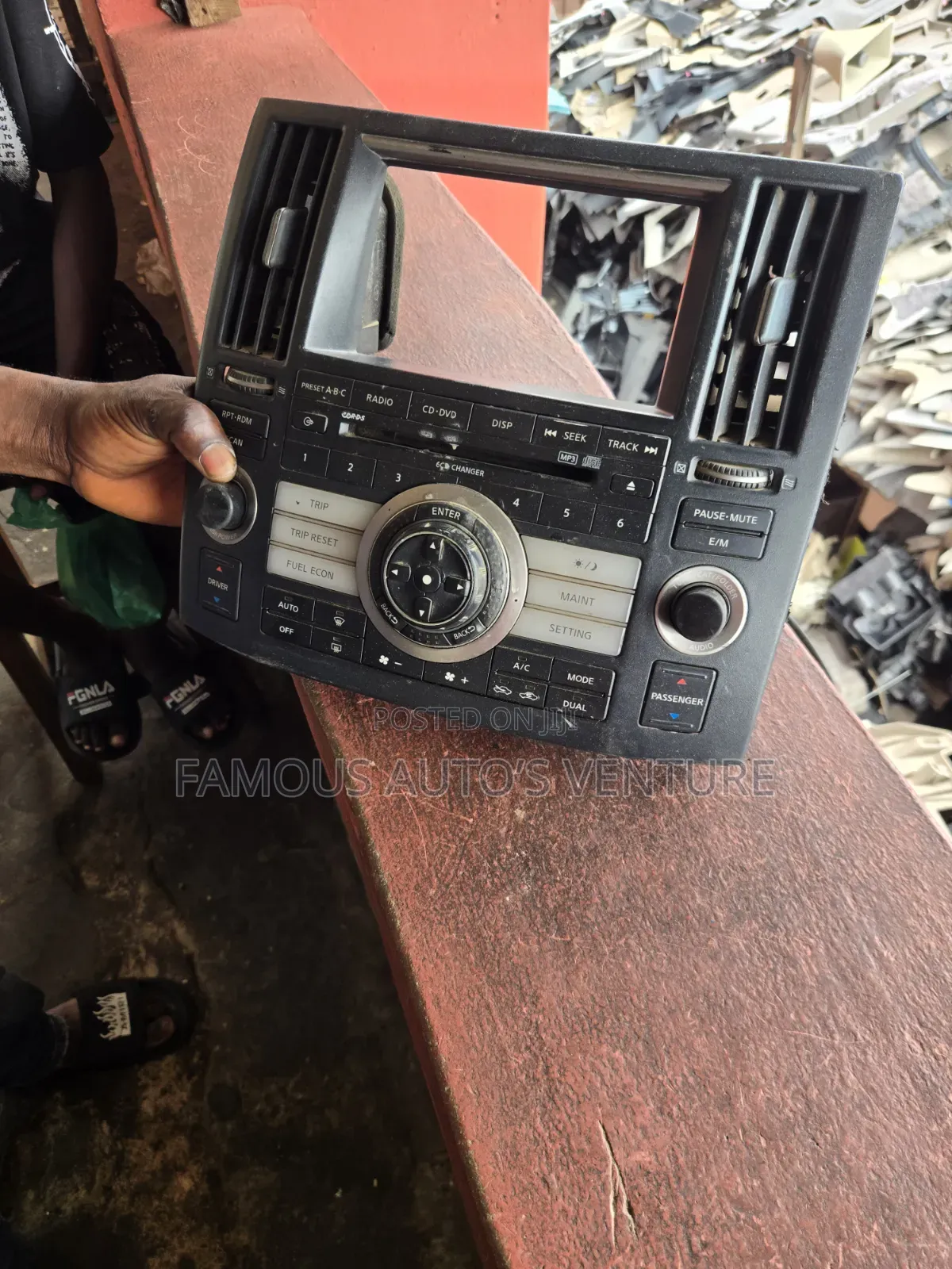 AC Invent Radio Car Stereo Infinite 35 2015/2017