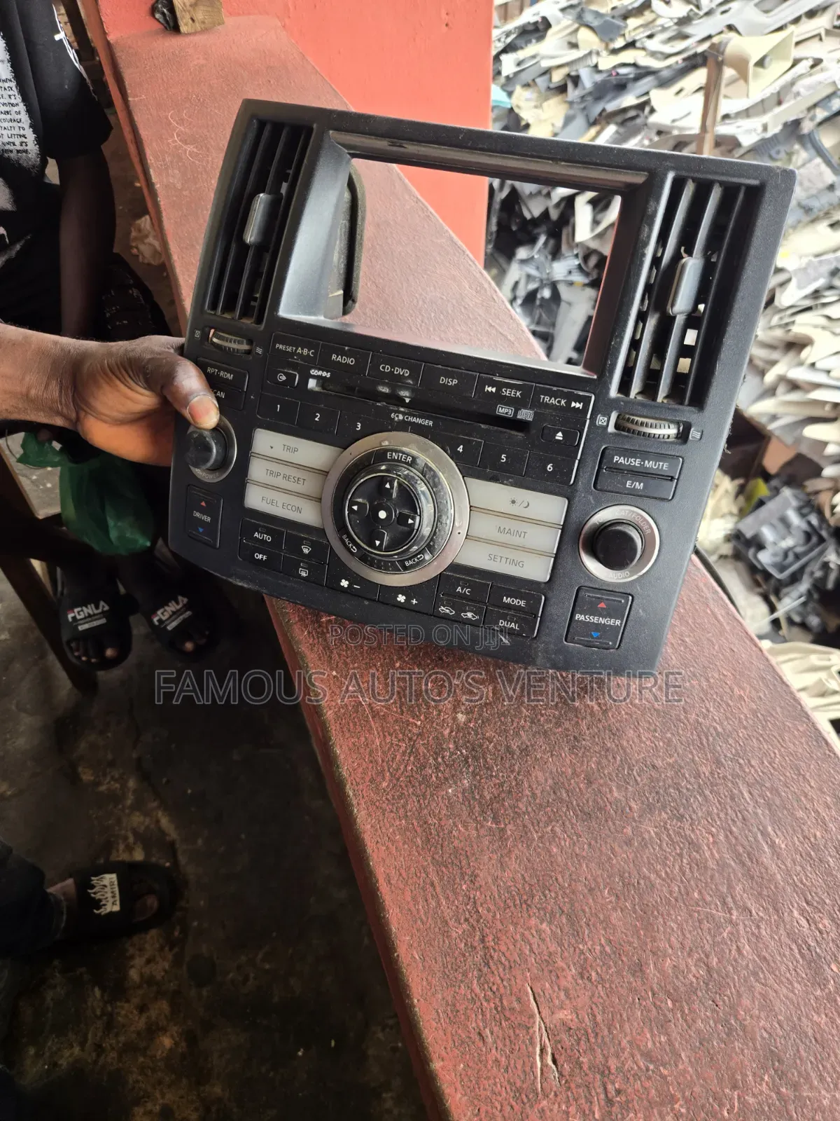 AC Invent Radio Car Stereo Infinite 35 2015/2017