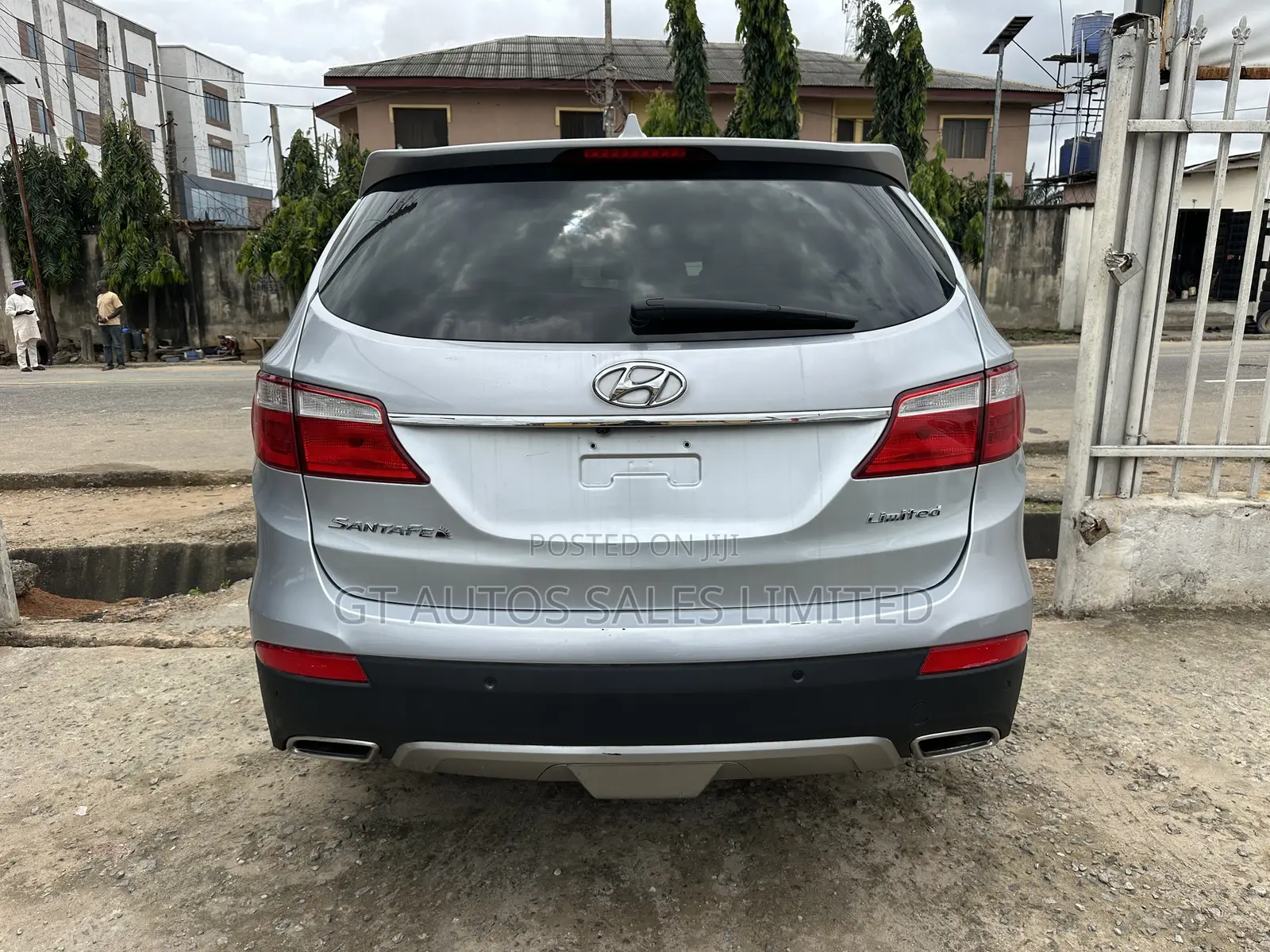 Hyundai Santa Fe Limited w/Saddle Interior 4dr SUV (3.3L 6cyl 6A) 2015