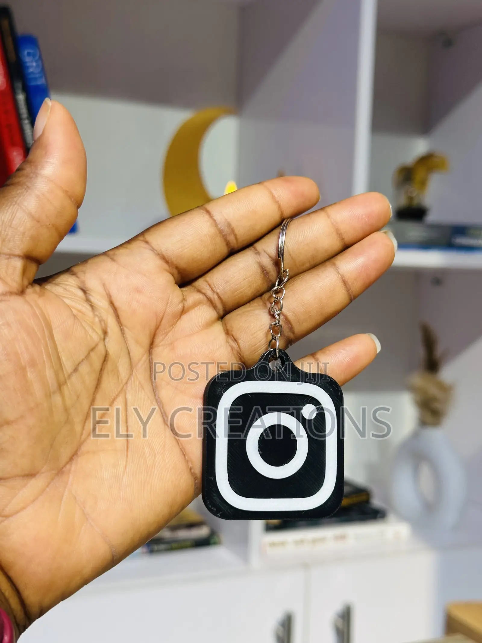 NFC Instagram Keychain