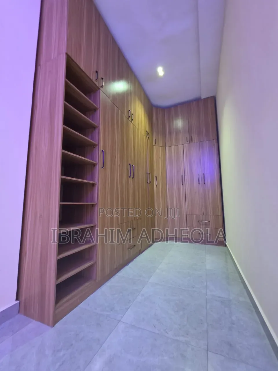 5bdrm Duplex in Omole Phase2 for rent