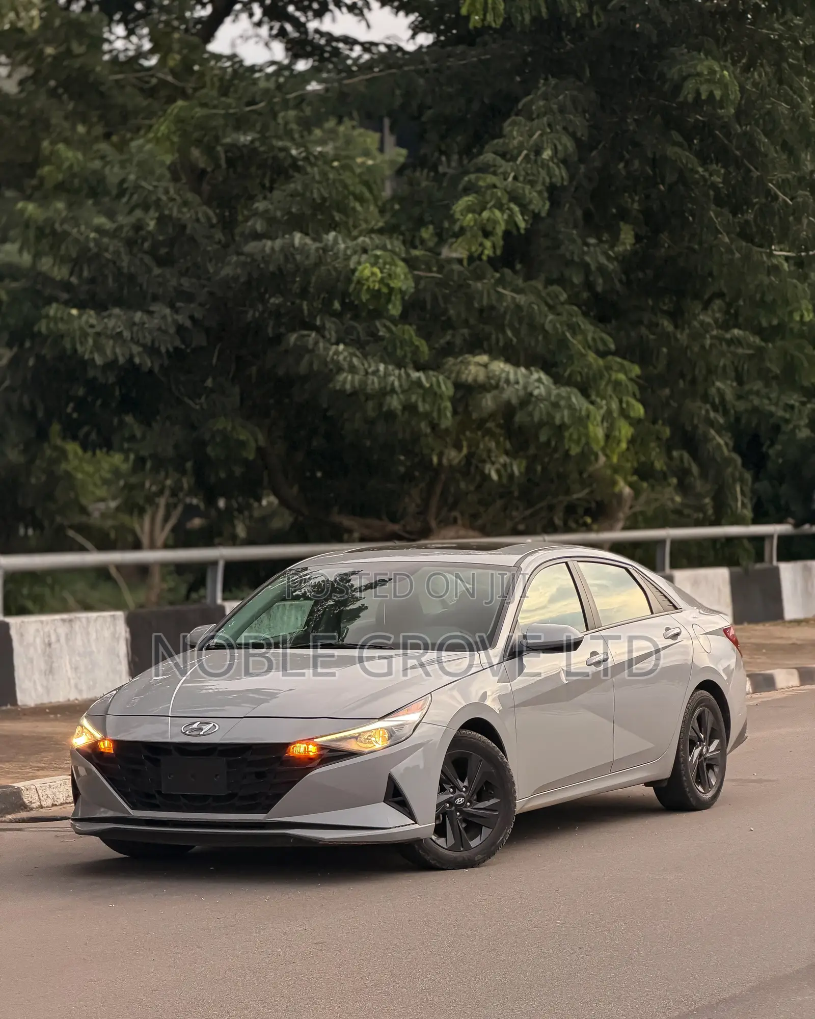 Hyundai Elantra SE 2021 Gray