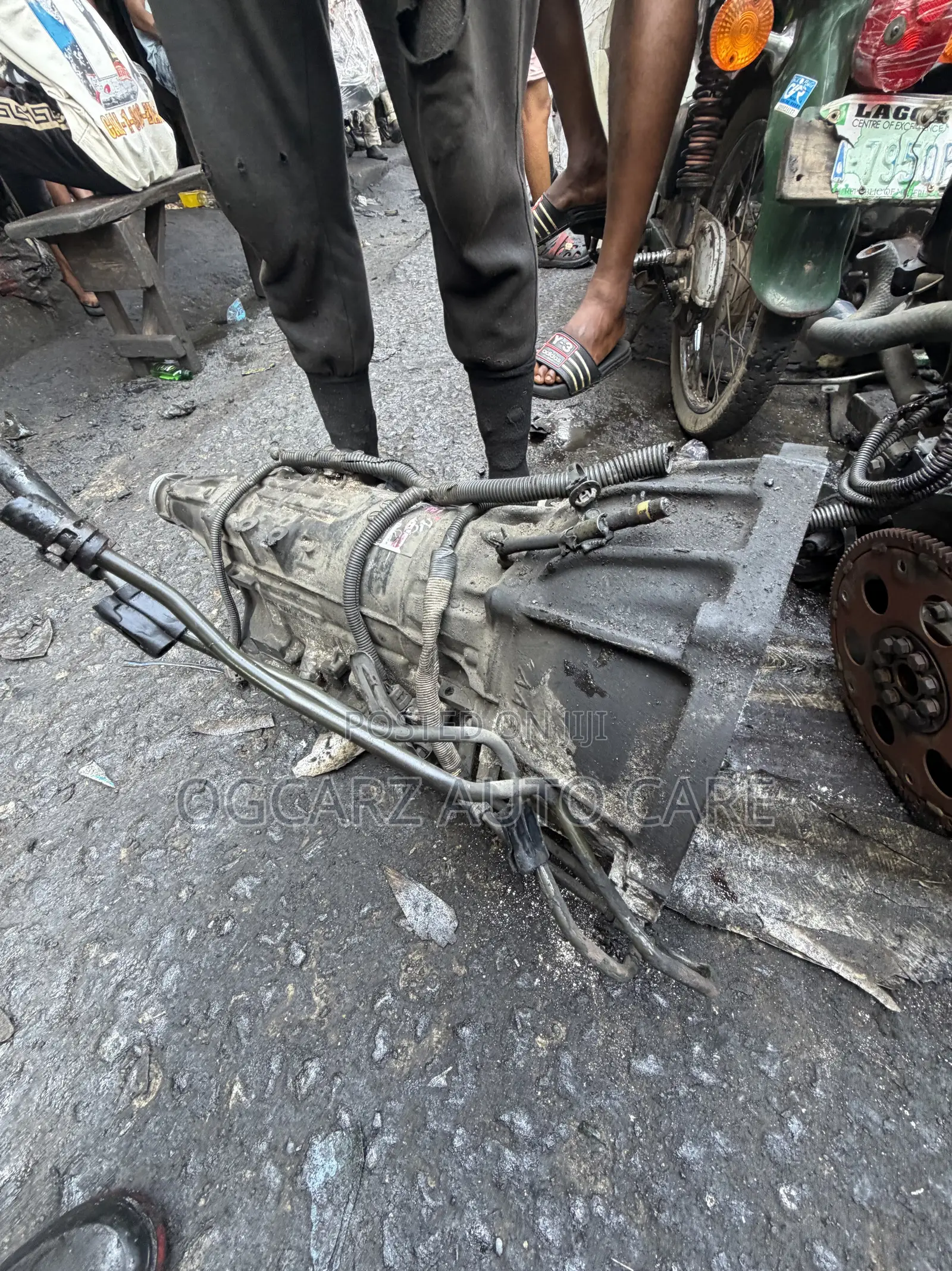 Gear Box for Toyota Hilux , Prado , Coaster Bus Available 2010 / 2015