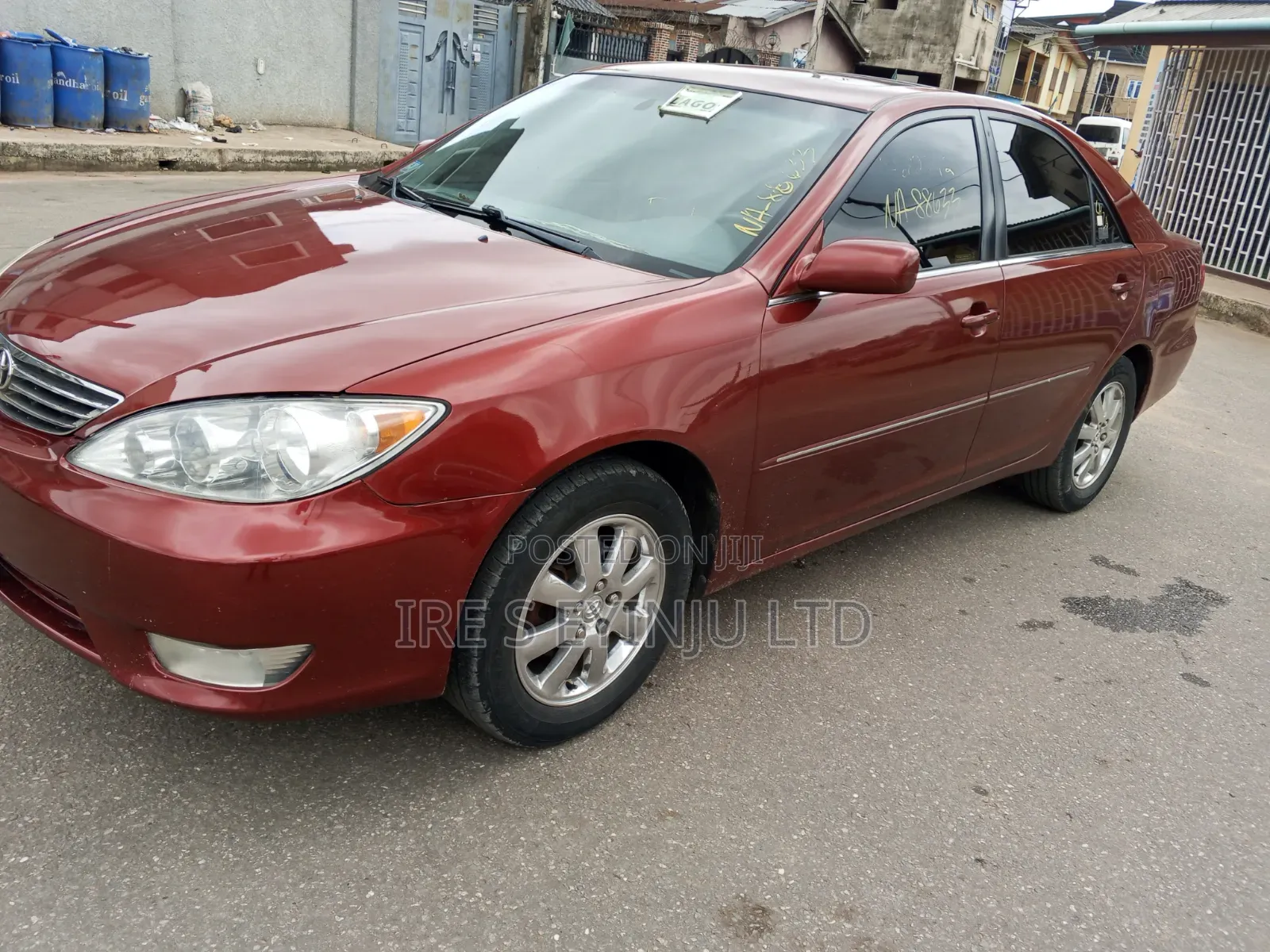 Toyota Camry XLE 4dr Sedan (2.4L 4cyl 5A) 2006 Orange