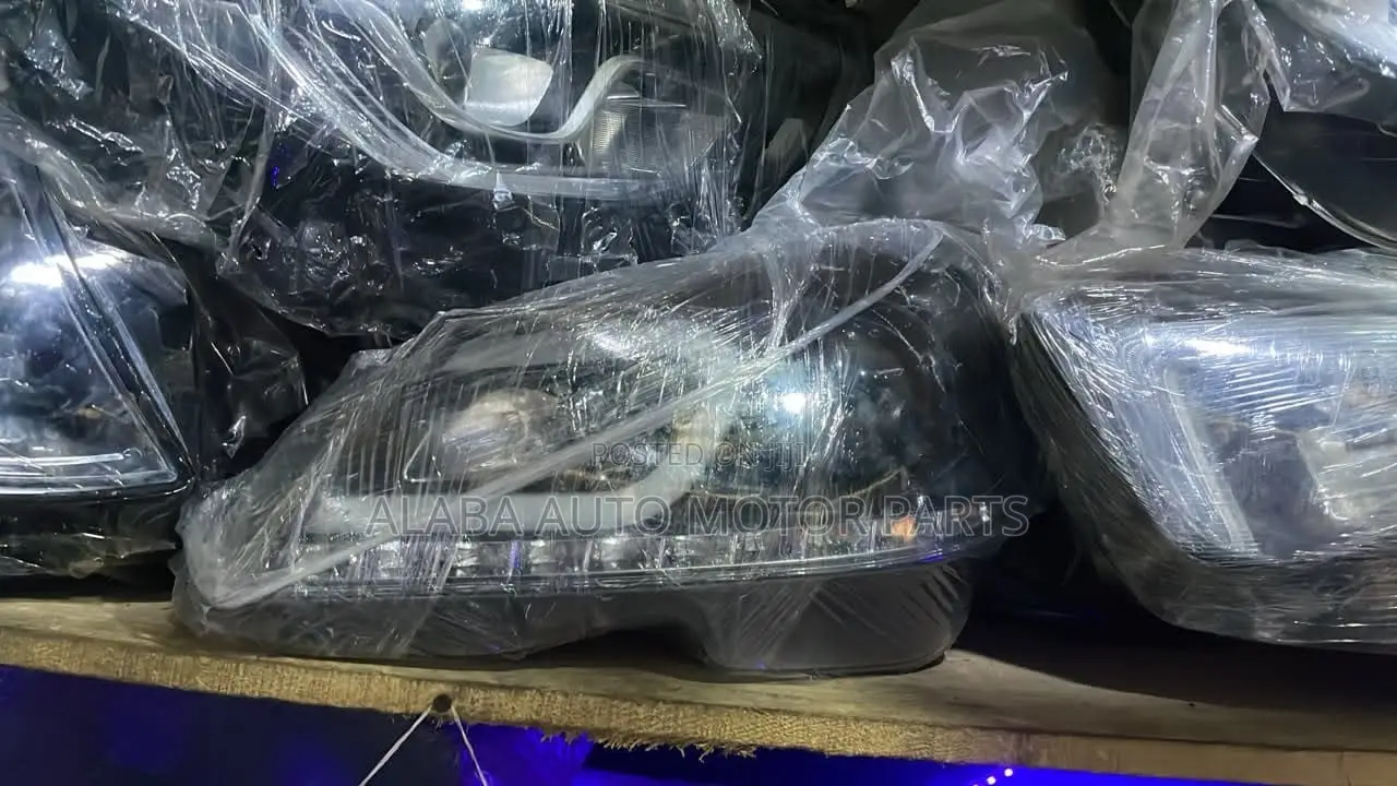 Mercedes Benz Front Full Light C300 013,GLK,ML166,and GLE
