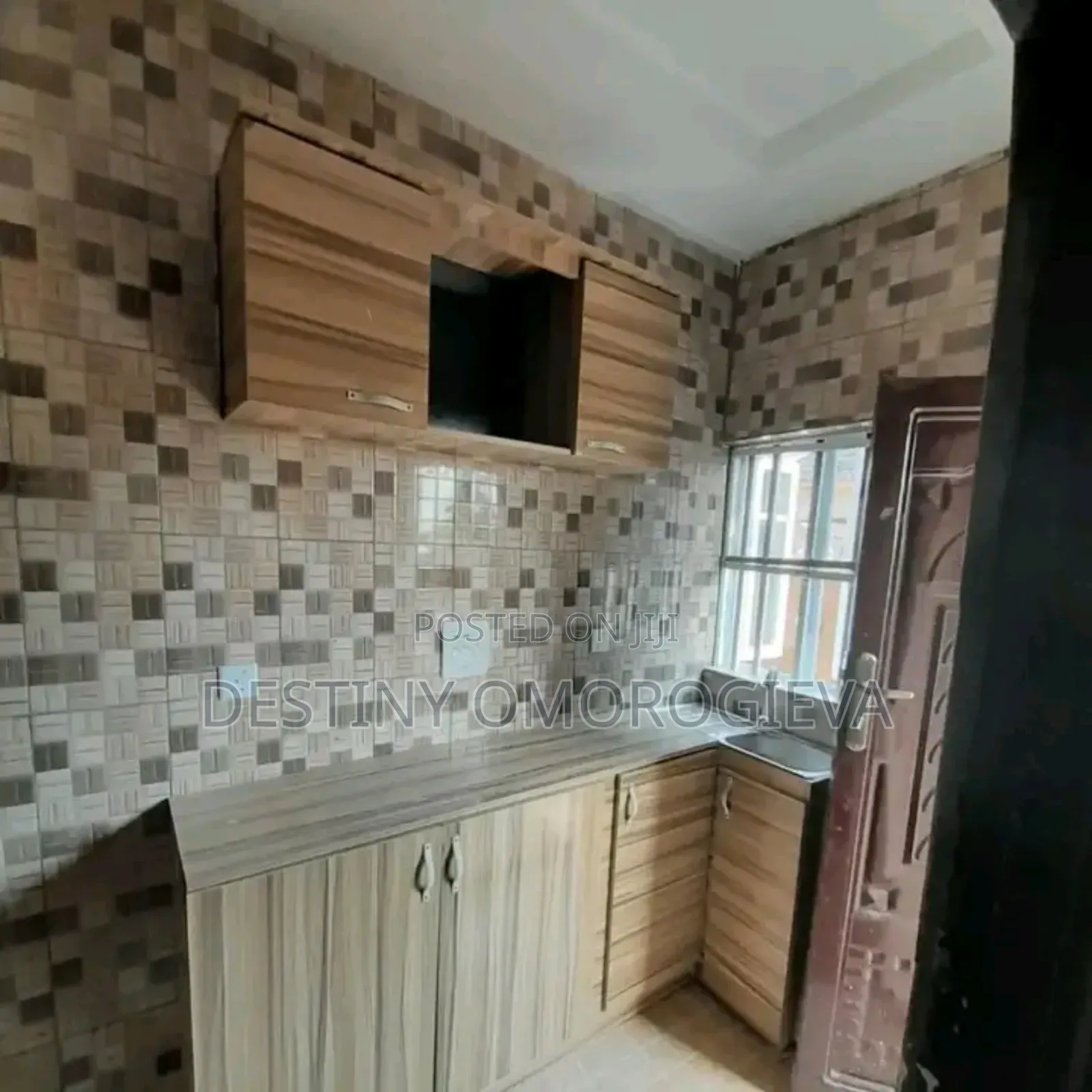 Furnished 2bdrm Block of Flats in Keen Real Estate, Benin City for rent