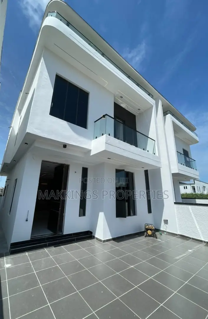 4bdrm Duplex in Ado / Ajah for sale