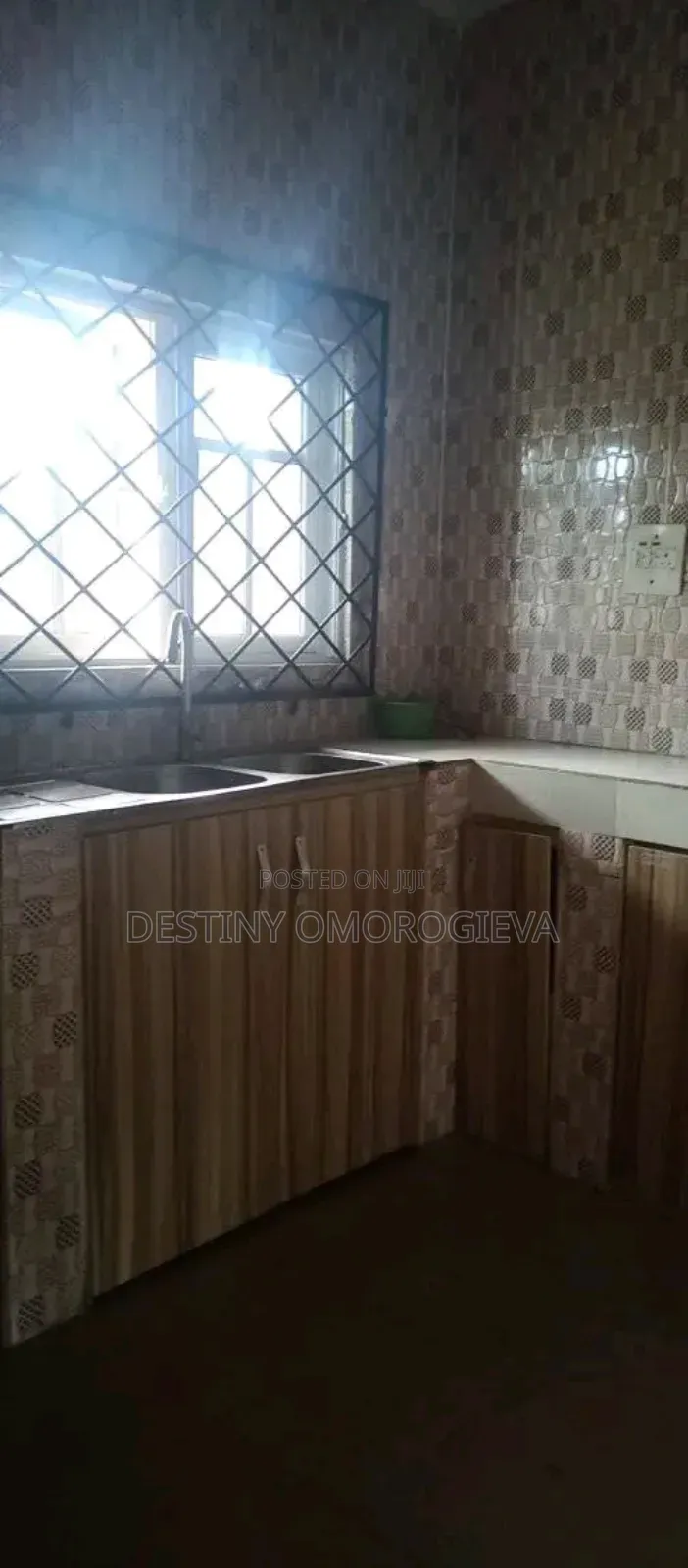 Furnished 3bdrm Block of Flats in Keen Real Estate, Benin City for rent