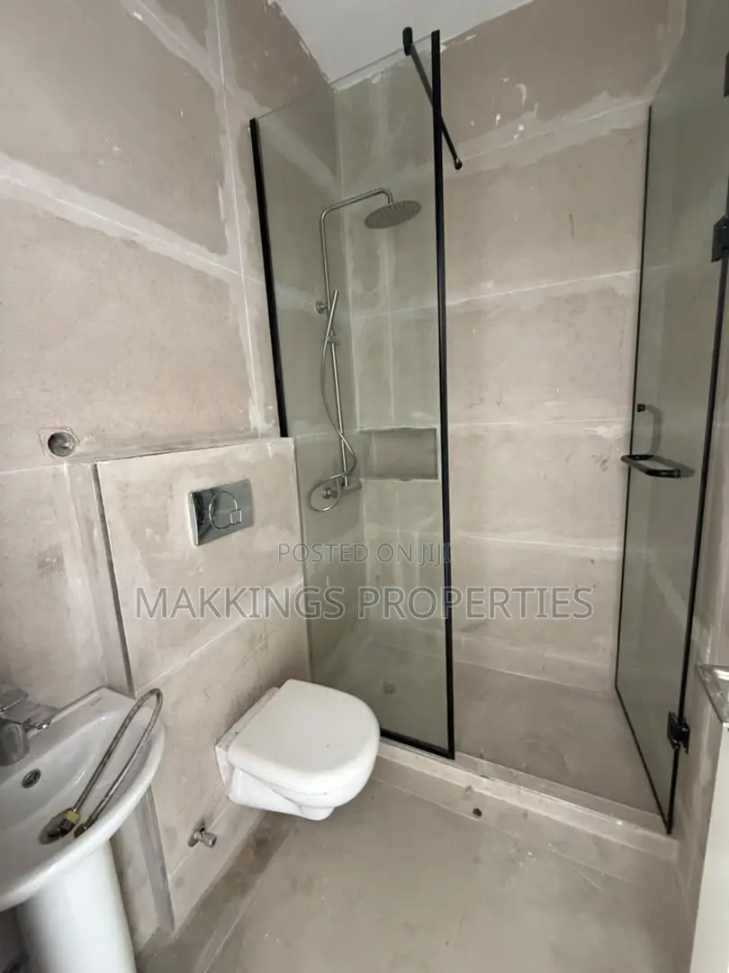 3bdrm Apartment in Banana Island for rent