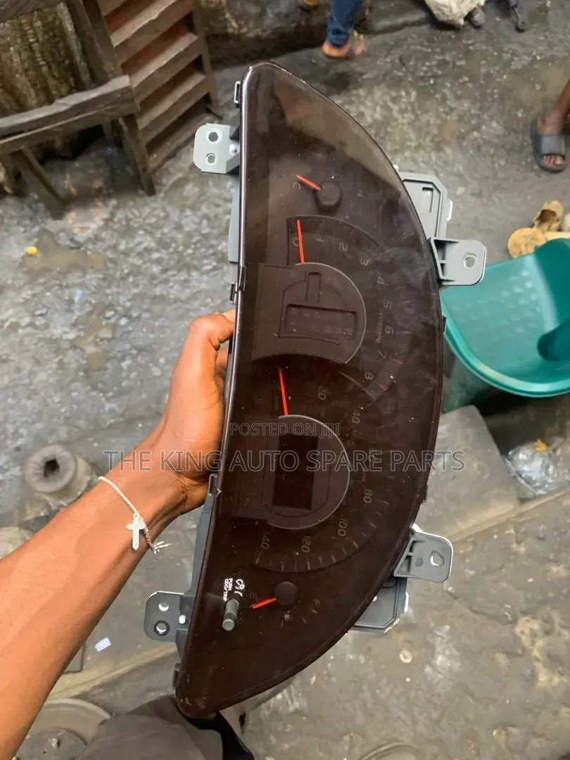 Toyota Camry Speedometer 07/010 Model