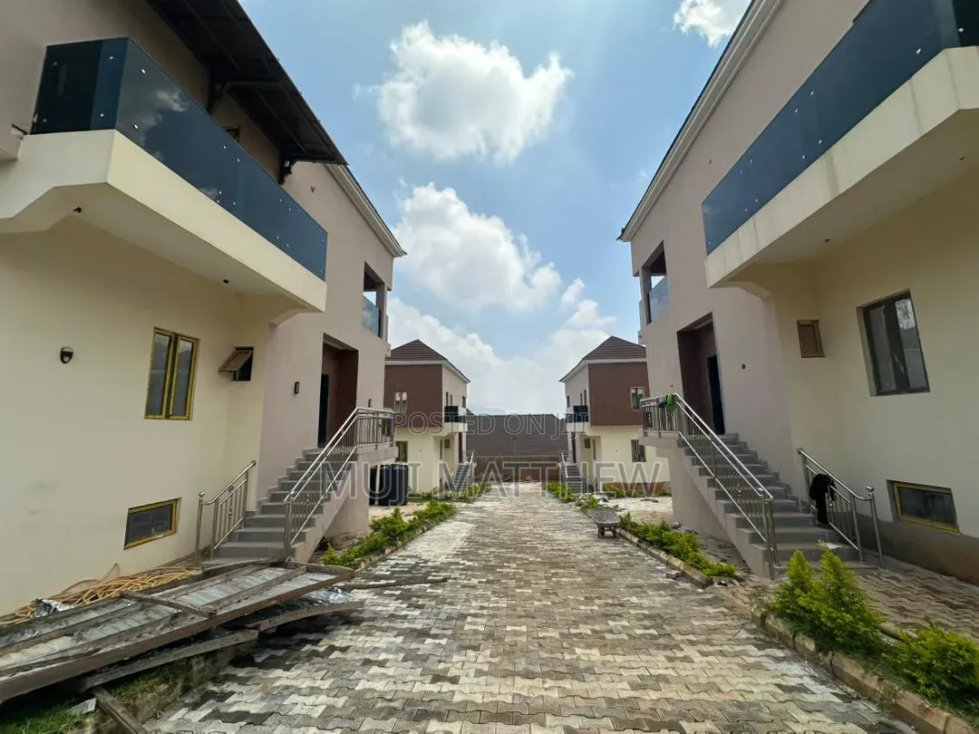 Furnished 5bdrm Duplex in Asokoro for rent