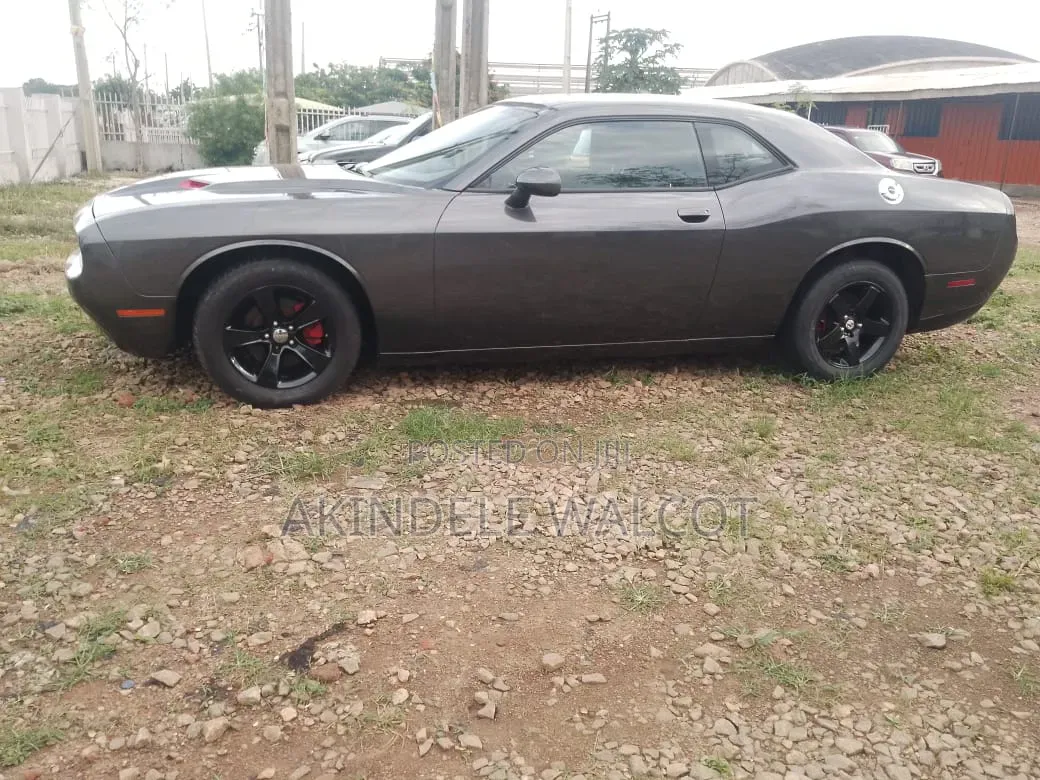 Dodge Challenger 2016