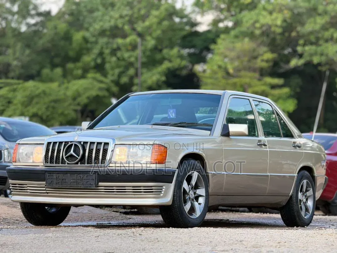 Mercedes-Benz 190E 1992 Beige