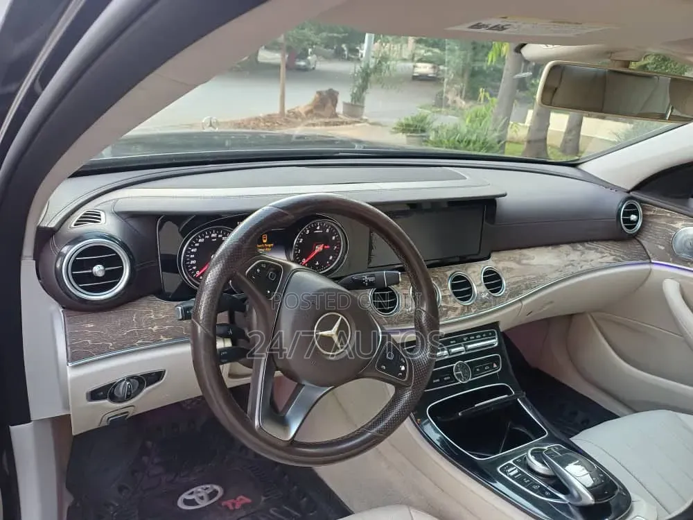 Mercedes-Benz E-Class 2017 Blue